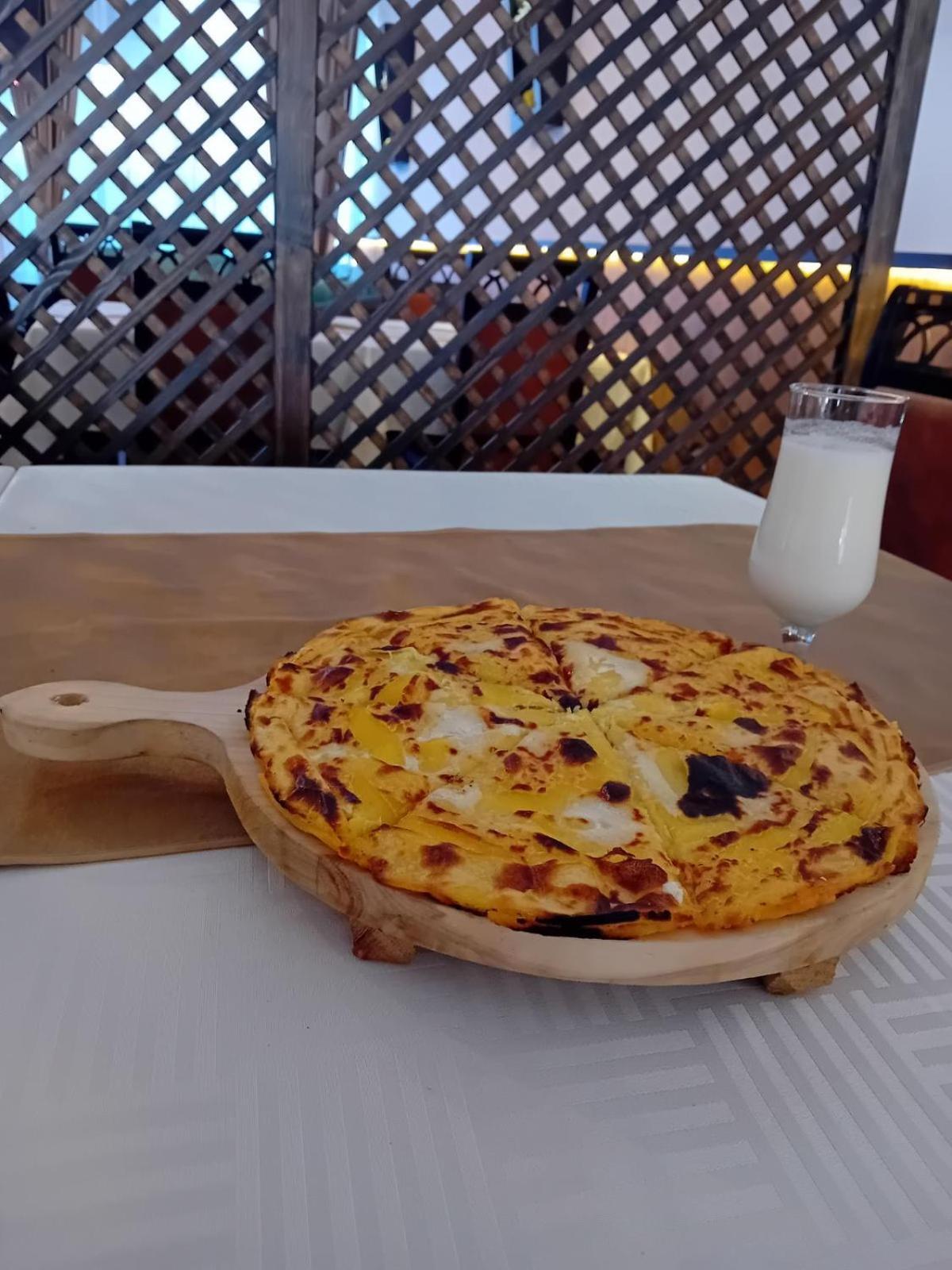 Hotel Montenegro Струга Екстериор снимка